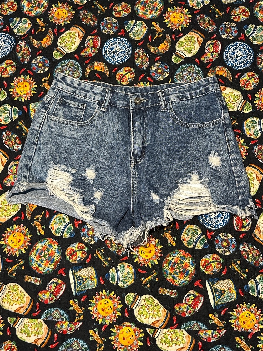 SHEIN Distressed Frayed Hem Jean Shorts - Blue